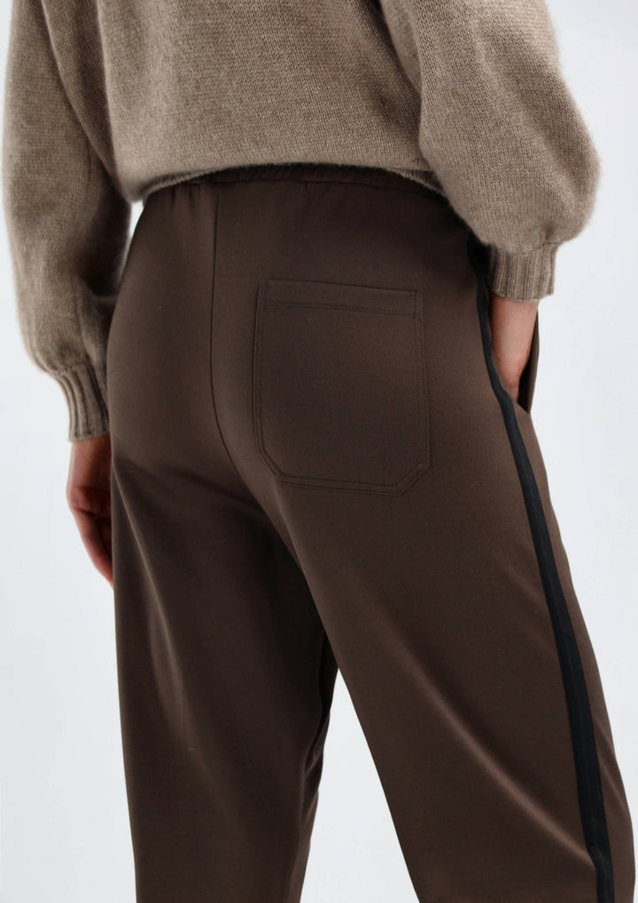 Ladneri Hose Flores in Braun
