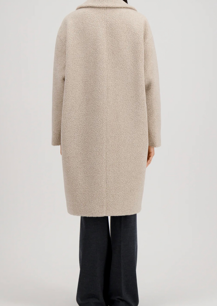 HARRIS WHARF LONDON dropped shoulder d.b. coat bouclé