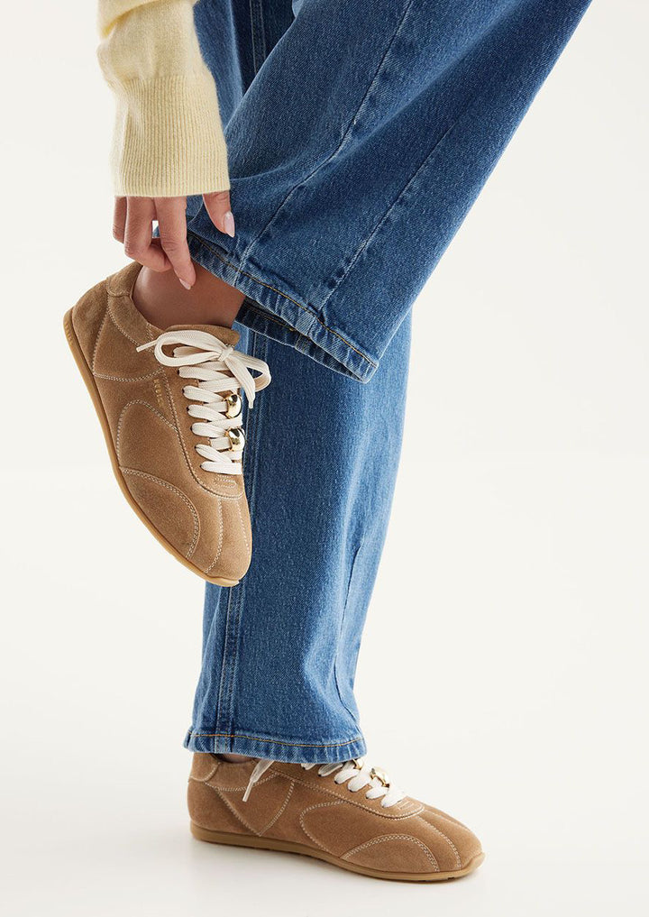 NUBIKK Riley Rush Sneaker in Eichenbraun für Damen