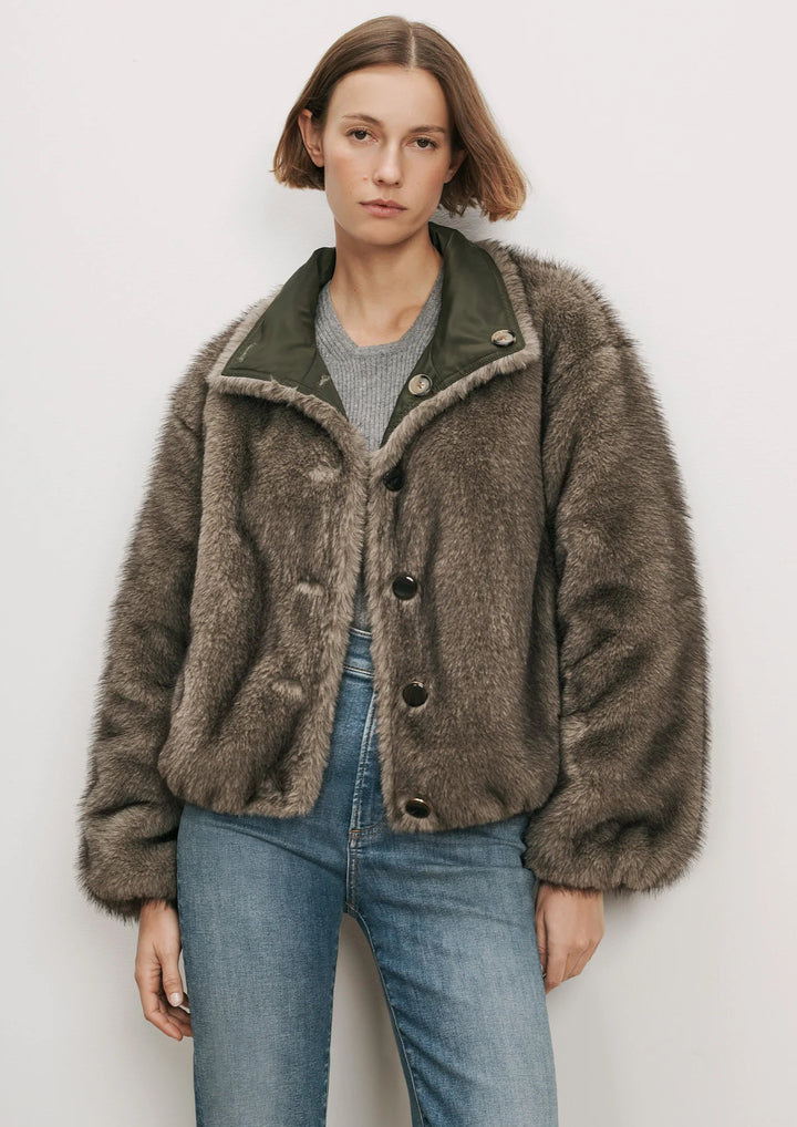 VERONICA BEARD Varell Reversible Jacket