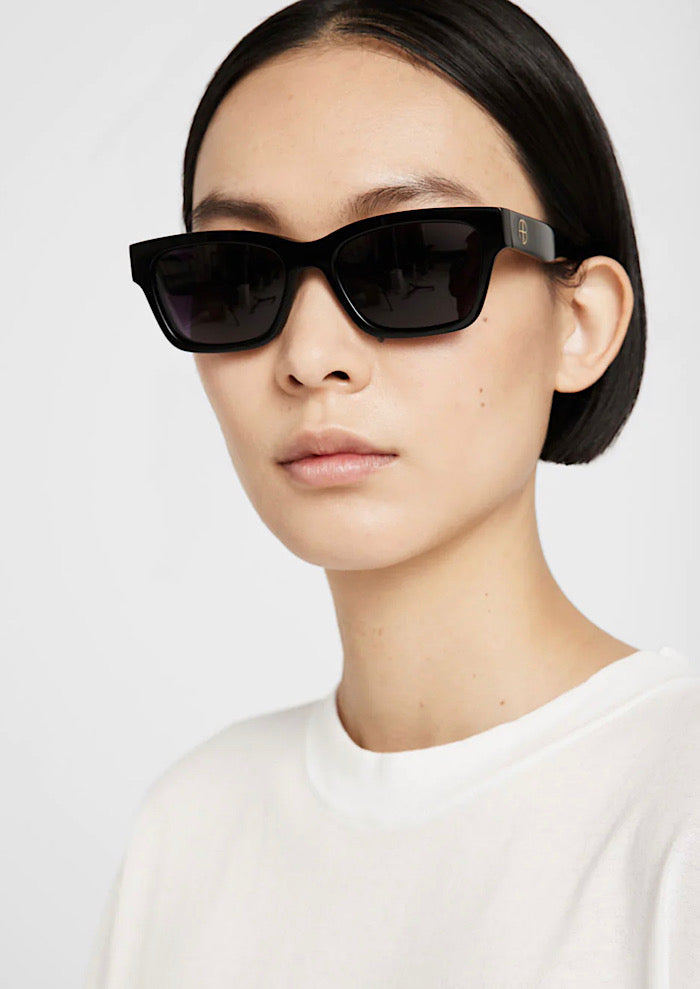 ANINE BING Daria Sunglasses
