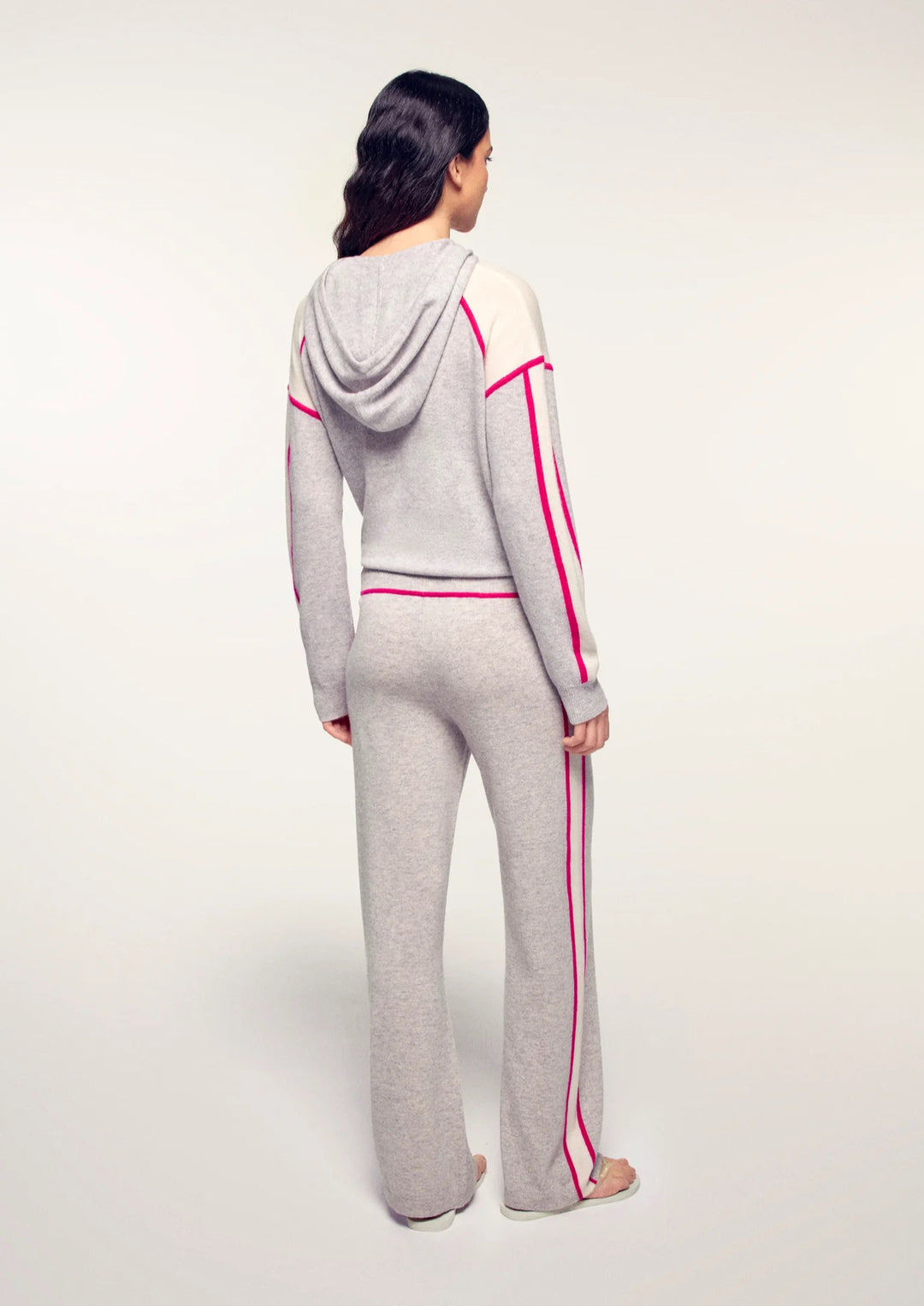 FROM FUTURE Weite Jogginghose aus Kaschmir