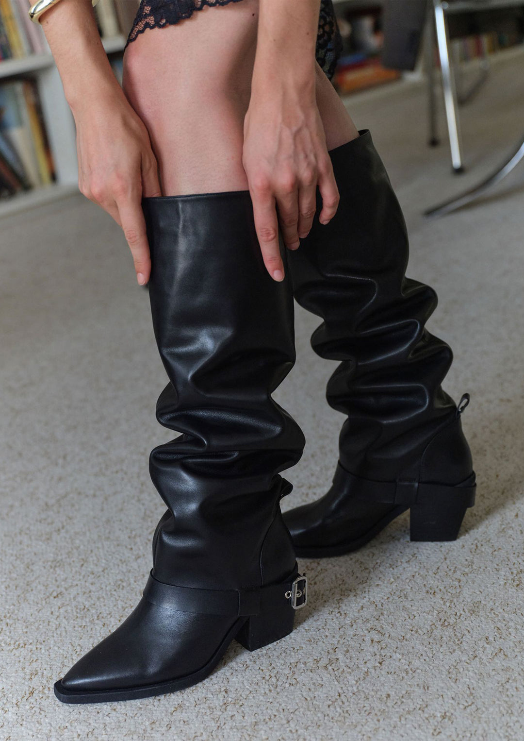 NUBIKK Liv Mile Schwarze Stiefeletten
