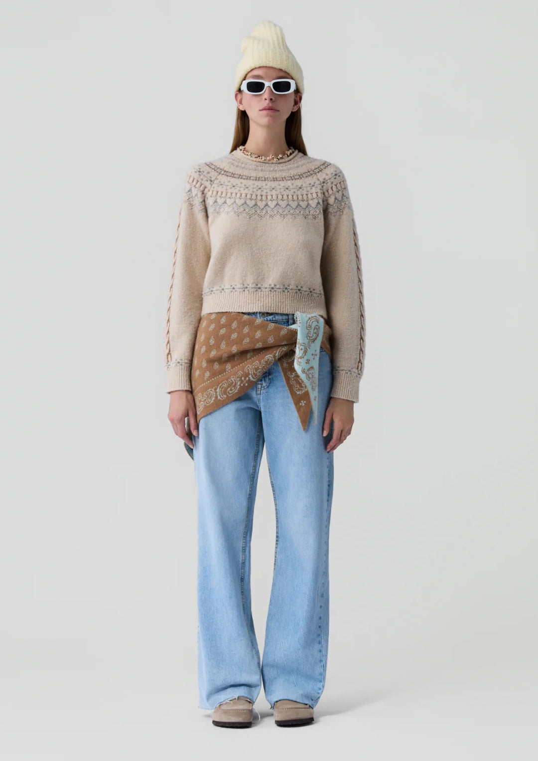 GUEST IN RESIDENCE Cloud Chalet Crew