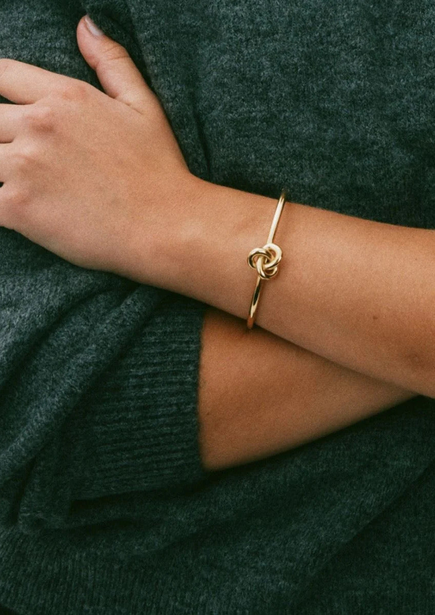 EDBLAD Infinity Knot Bangle Gold