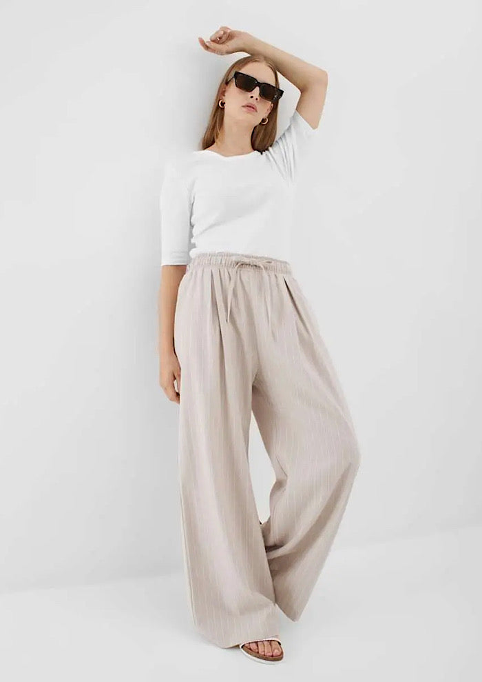 SOSUE Pinstripe Pants Beige
